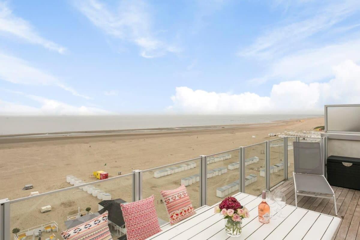 Апартаменты Modern Penthouse With Stunning Sea-View, Sauna And 2 Large Terraces! Кнокке-Хейст Экстерьер фото